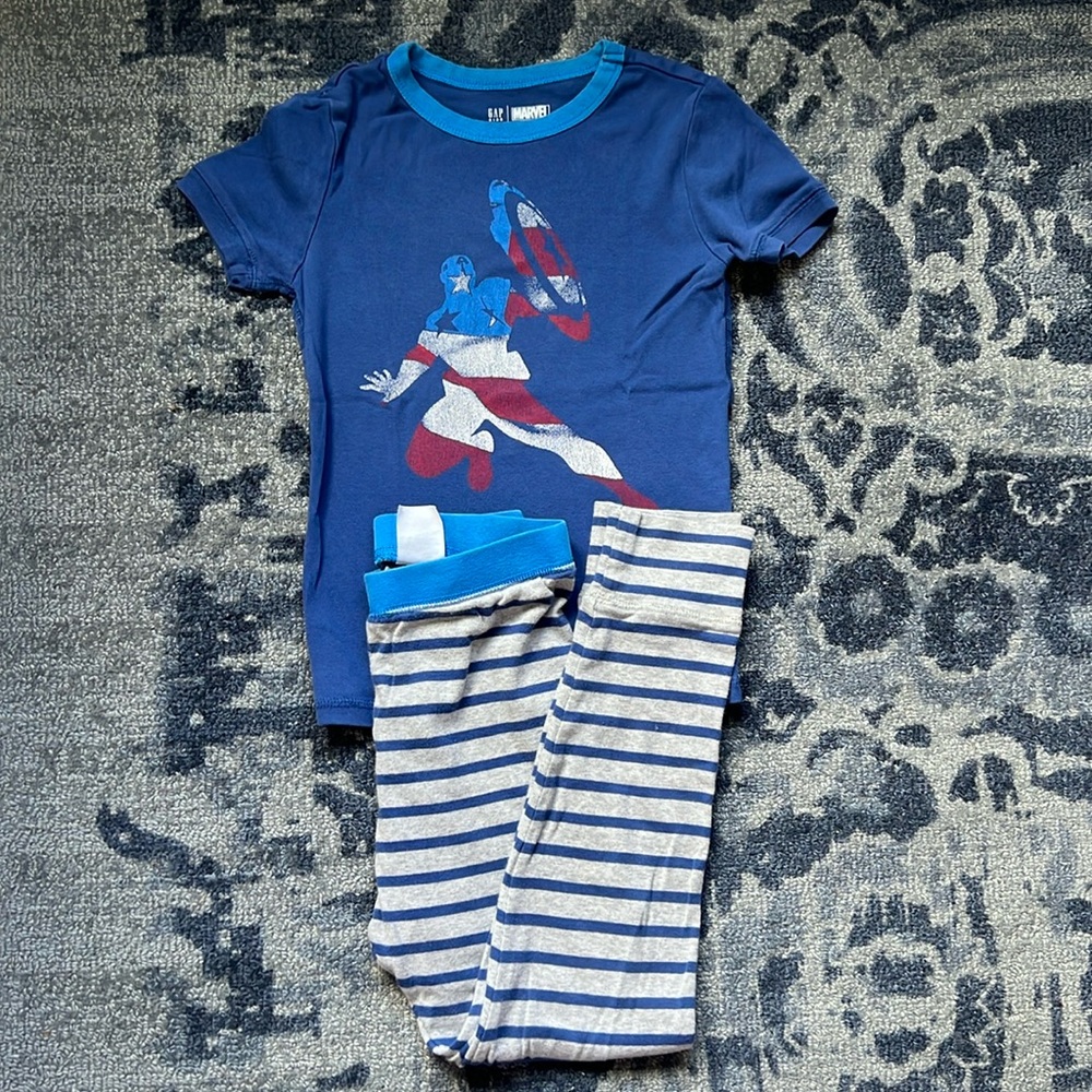 Gap Kids Pajama Set size 8